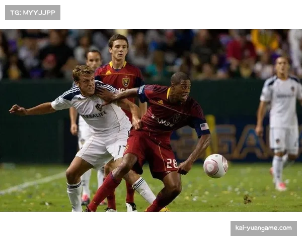 淡厚然西雅图大学赛场表现积极 攻防两端均有贡献